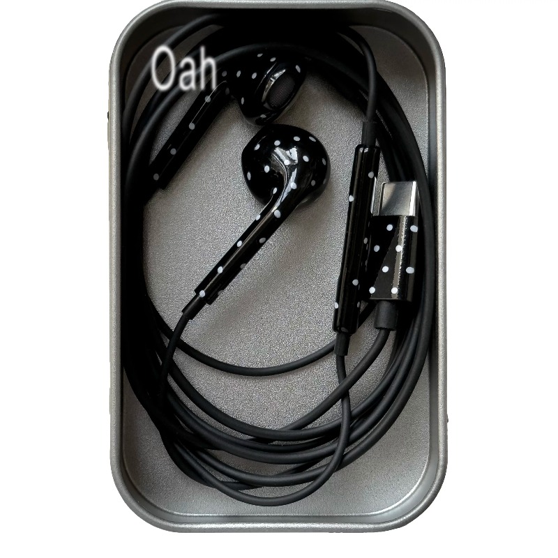 Oah Polka Dot Wired Earphones  - Usb C Earphone บทวิจารณ์และราคา
